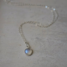 Load image into Gallery viewer, silver moonstone necklace