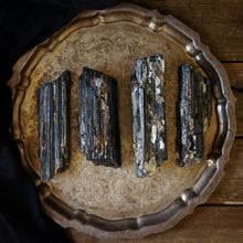 Load image into Gallery viewer, black tourmaline