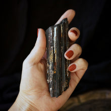 Load image into Gallery viewer, black tourmaline
