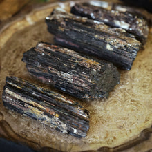 Load image into Gallery viewer, black tourmaline