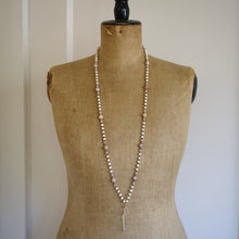 Load image into Gallery viewer, mother wound mala to feel