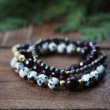 Load image into Gallery viewer, dalmatian jasper + garnet