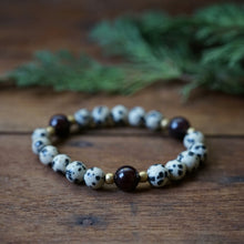 Load image into Gallery viewer, dalmatian jasper + garnet