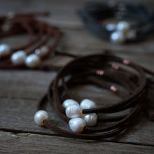 Load image into Gallery viewer, freshwater pearl on vegan suede