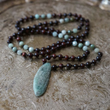 Load image into Gallery viewer, rosewood + burmese jade + green kyanite mala