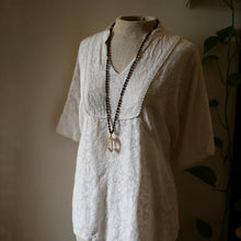 Load image into Gallery viewer, rosewood + rutilated quartz mala