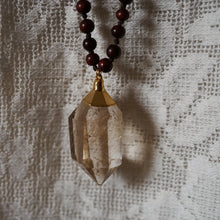 Load image into Gallery viewer, rosewood + rutilated quartz mala