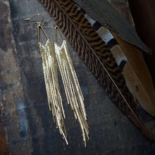 Load image into Gallery viewer, golden waterfall shoulder dusters