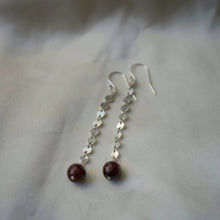 Load image into Gallery viewer, garnet + silver disk danglers