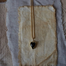 Load image into Gallery viewer, black heart necklace
