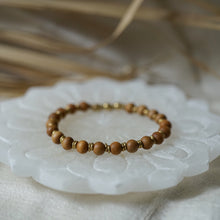 Load image into Gallery viewer, sandalwood bracelet