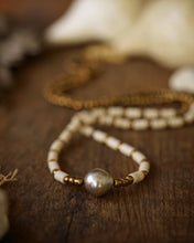 Load image into Gallery viewer, love beads: luster