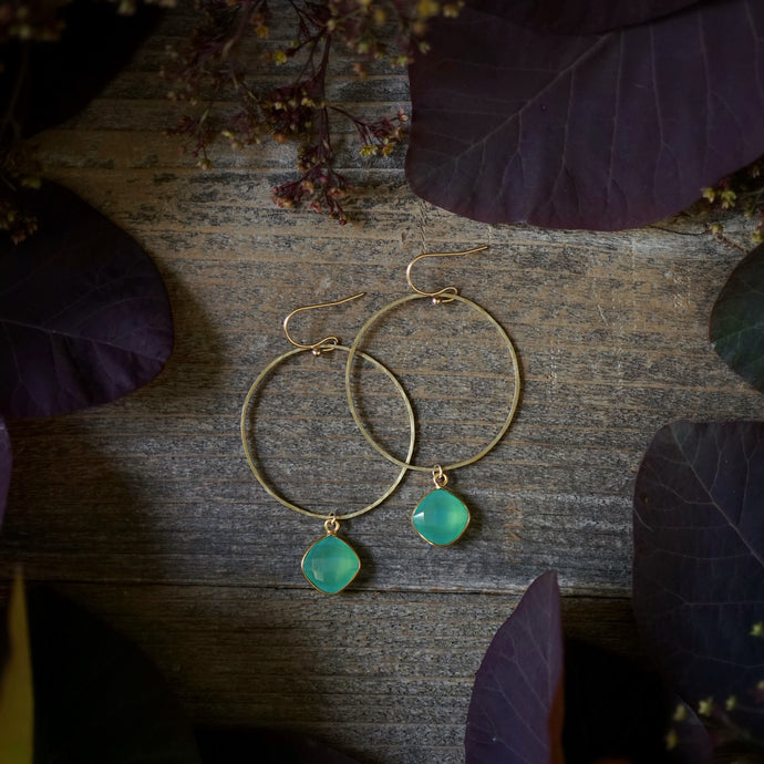 chrysoprase + hammered hoop earrings