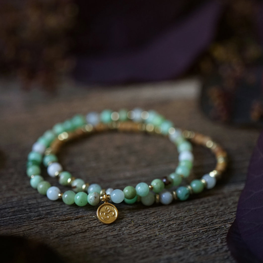 little chrysoprase + gold bracelet duo