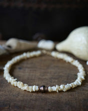 Load image into Gallery viewer, choker: beach day