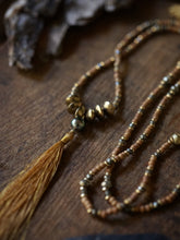 Load image into Gallery viewer, necklace: temple