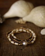 Load image into Gallery viewer, love beads: luster