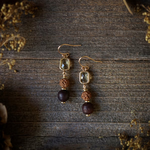 totem earrings: the sweet life
