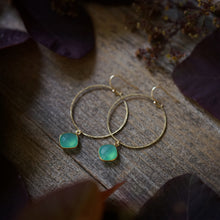 Load image into Gallery viewer, chrysoprase + hammered hoop earrings