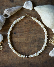 Load image into Gallery viewer, choker: beach day