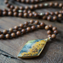 Load image into Gallery viewer, sandalwood + bumblebee jasper mala