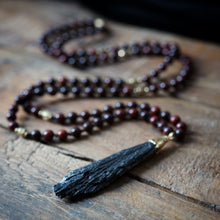 Load image into Gallery viewer, rosewood + black kyanite mala