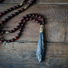 Load image into Gallery viewer, rosewood + black kyanite mala