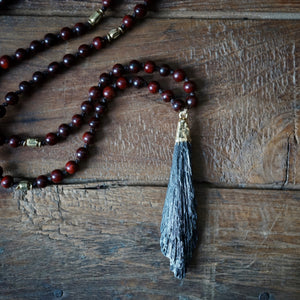 rosewood + black kyanite mala