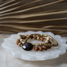 Load image into Gallery viewer, brown jade + sandalwood bracelet