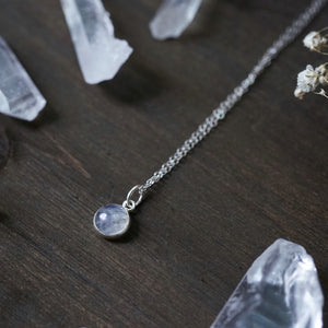 silver moonstone necklace